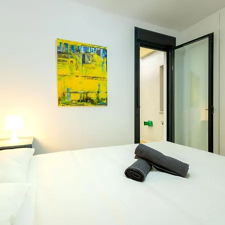 Apartment Charming 2 Bedroom By Torre Del Oro By Ocityzen Seville