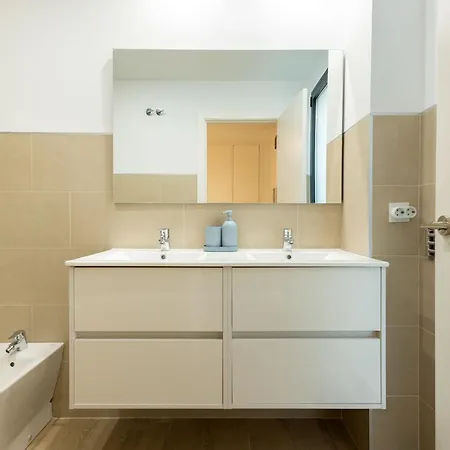 Charming 2 Bedroom By Torre Del Oro By Ocityzen *