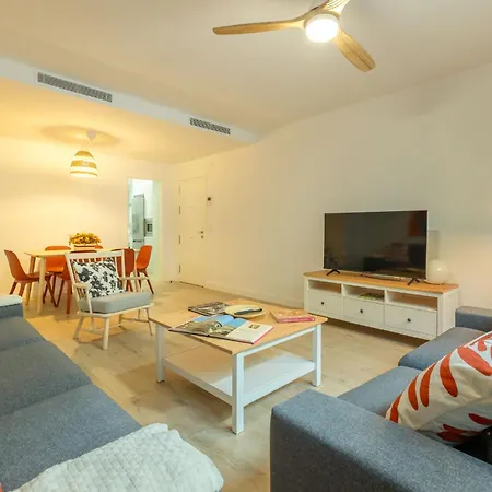 Charming 2 Bedroom By Torre Del Oro By Ocityzen Seville